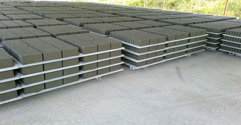 PVC<a href=http://m.sybin.com.cn/ target=_blank class=infotextkey>空心磚托板</a>